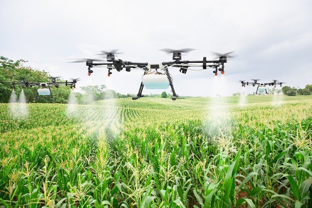 Drone na agricultura: aplicações e benefícios dessa tecnologia